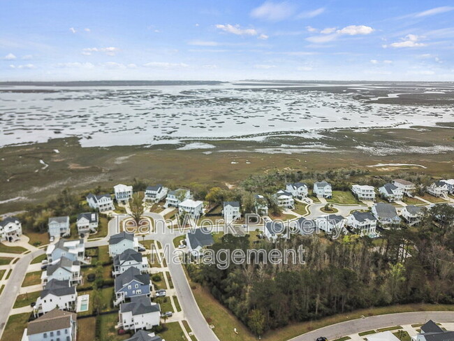 Building Photo - 1485 Menhaden Ln