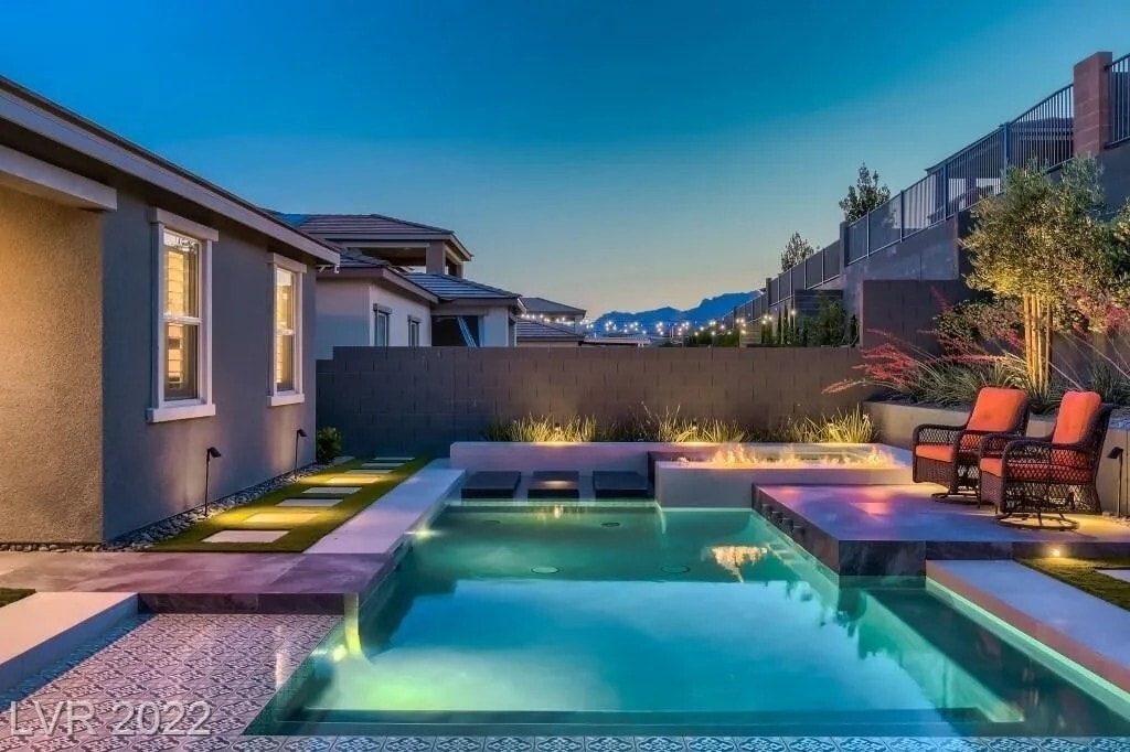 Evening mountain views from backyard - 331 Coastal Redwood St