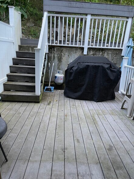 Building Photo - 35A Chilmark St