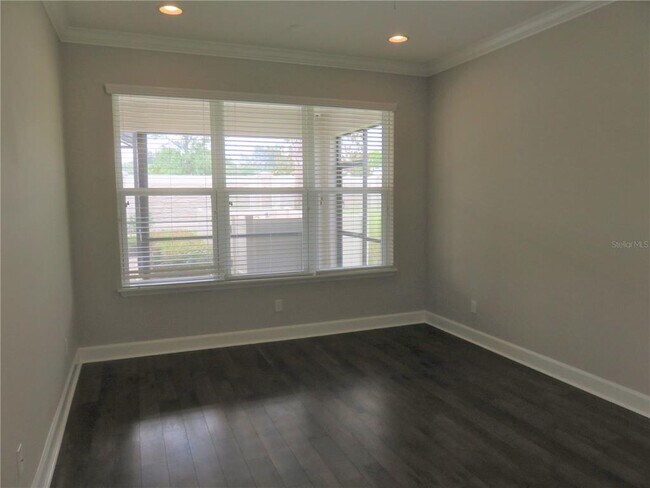 Building Photo - 11601 Maple Palm Way
