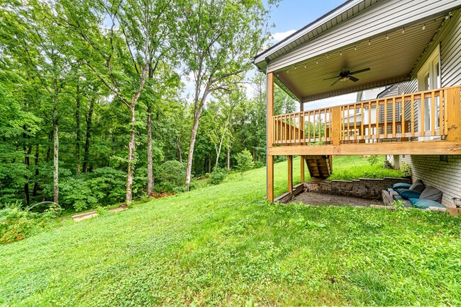 Building Photo - Pet Friendly Four Bedroom!