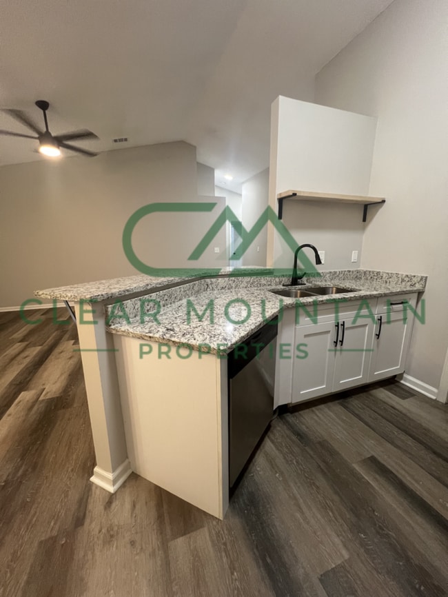 Building Photo - Move-in Special! Limited-Time Leasing Offer!