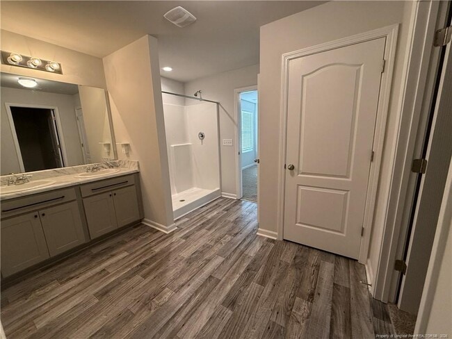 Building Photo - 204 Taylors Crk Wy