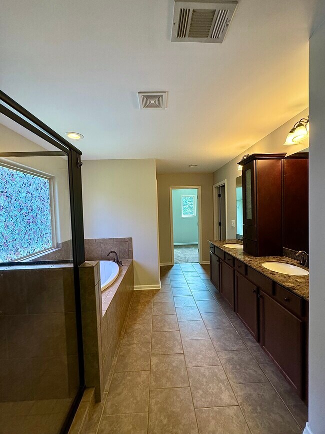 Master Bath 1 - 8245 Archie Way