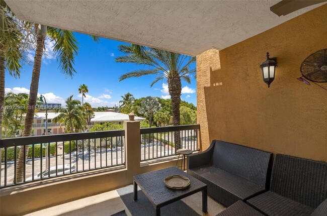 Building Photo - 4445 El Mar Dr