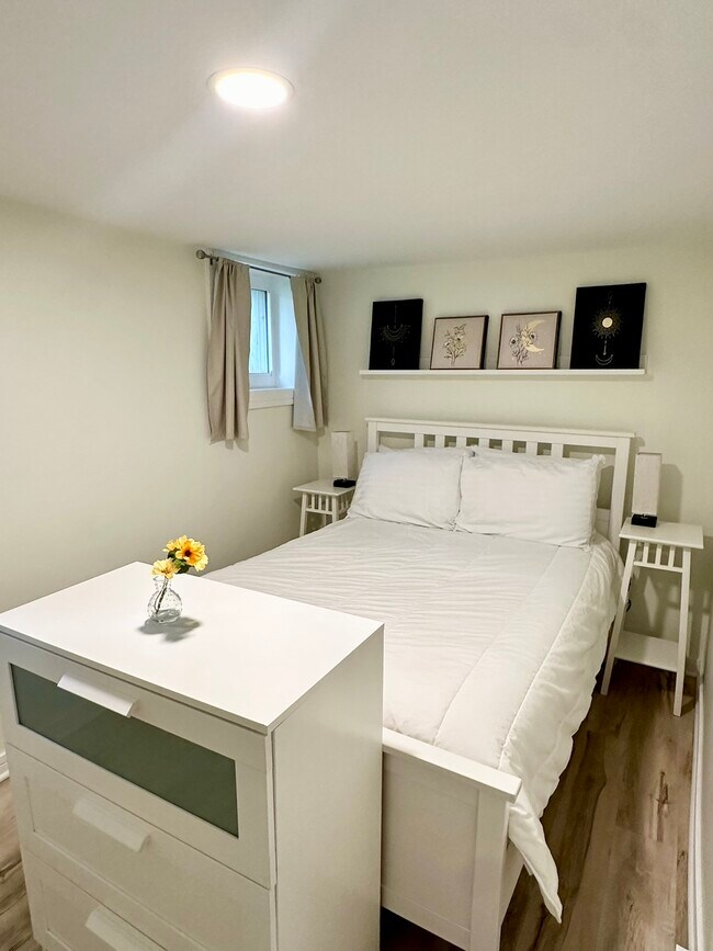 Building Photo - 6337 S Saint Lawrence Ave