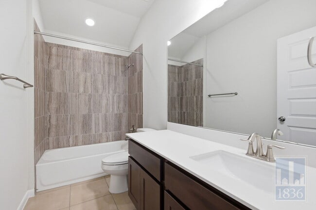 Building Photo - 9604 Eloquence Dr