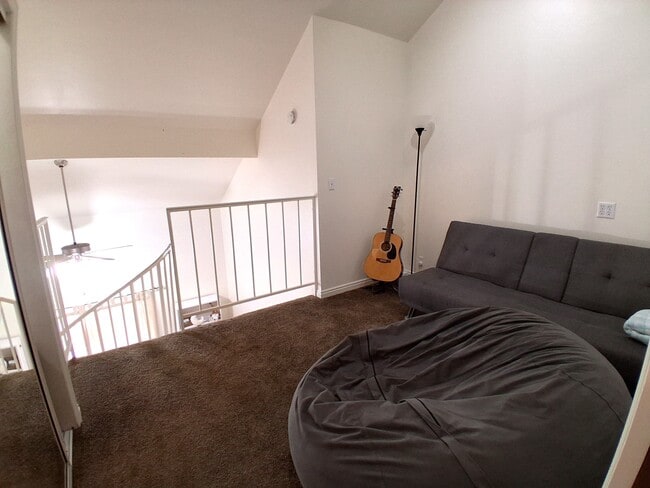 Building Photo - 62 W 700 N