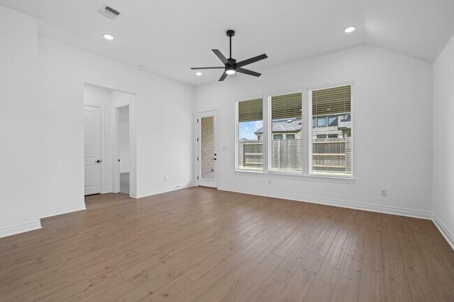 Building Photo - 25330 Balvaird Dr