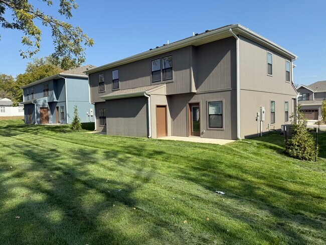 Building Photo - 8524 Kickapoo St