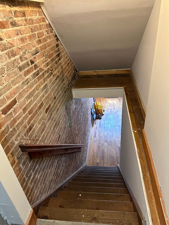 Building Photo - 1742 E Lombard St