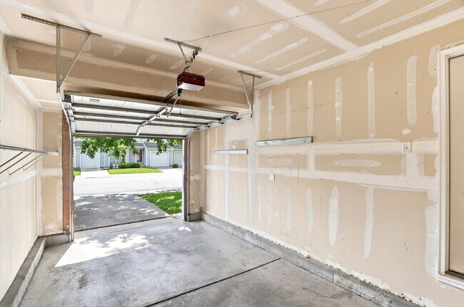 Building Photo - $2,045.95 - 3-Bed, 3-Bath Townhome with Modern Upgrades and Private Yard!