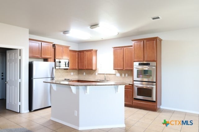 Building Photo - 9904 Maplewood Ct