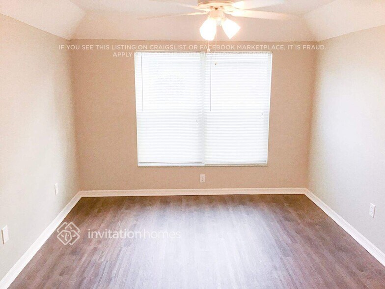 Building Photo - 5701 Tanagergrove Way