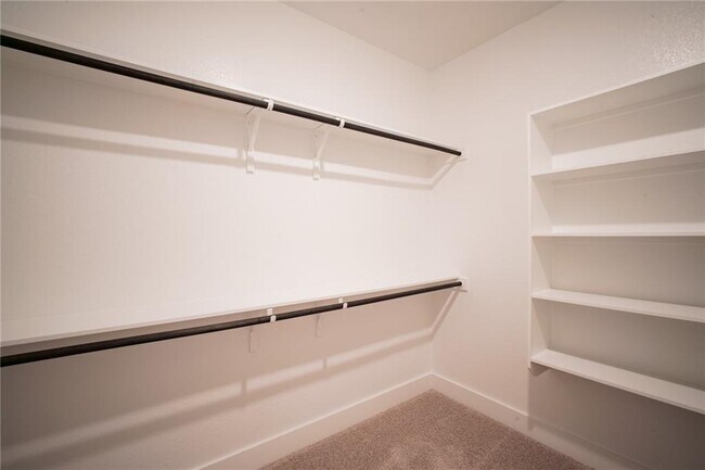 Building Photo - 524 Foresail Rd