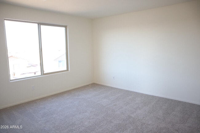 Building Photo - 10676 W Golson Dr