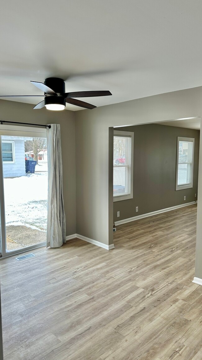 Building Photo - 528/530 W. 30th St