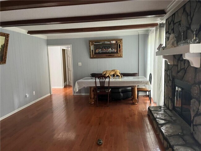 Building Photo - 1159 Aurora Ct