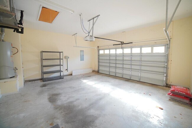 Building Photo - 1155 Sandler Ridge Rd