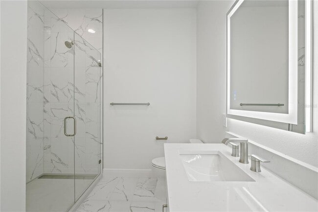 Building Photo - 600 3rd Ave S