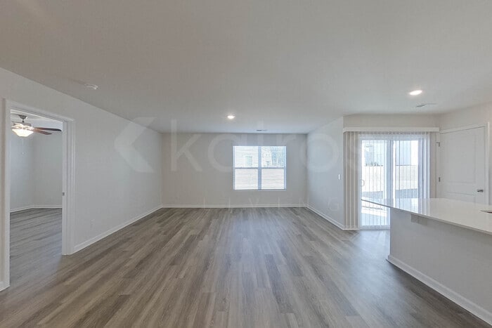 Building Photo - 129 Overstreet Way