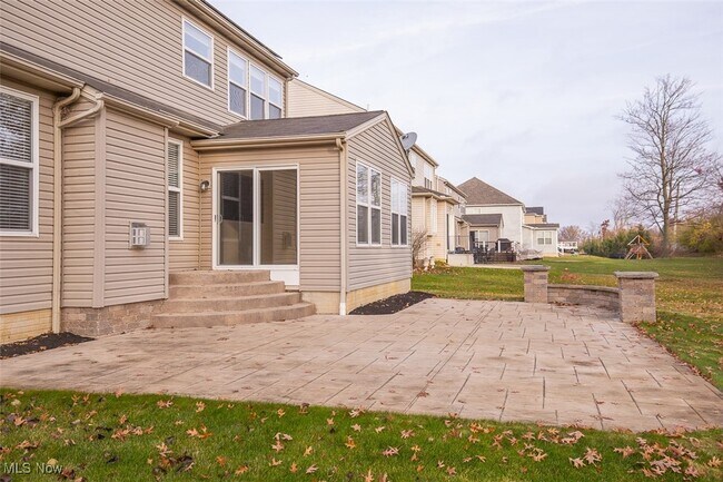 Building Photo - 2553 Seton Dr