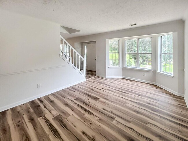 Building Photo - 2945 Georgian Manor Dr