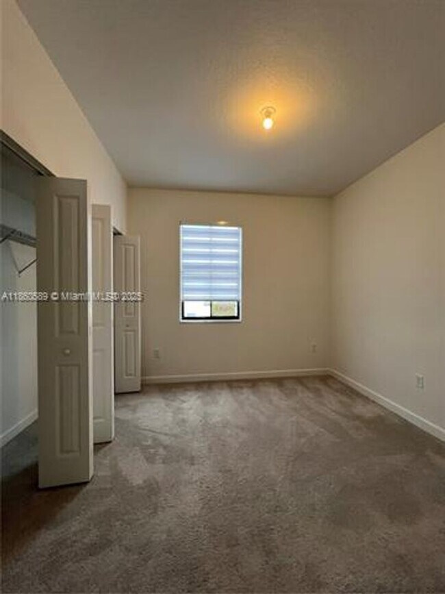 Building Photo - 12725 SW 234th Ter