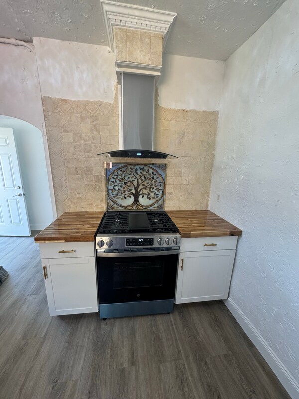 Building Photo - 2507 Highland Ave