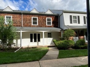 Building Photo - 22 Maddaket Ct
