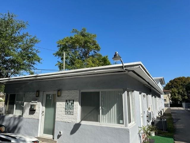 Building Photo - 1145 NW 3rd St
