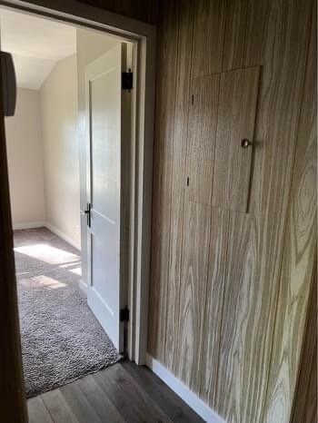 Building Photo - 406 S 6th Ave