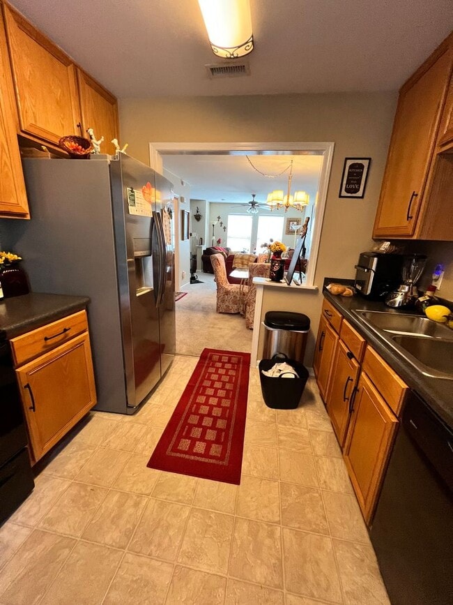 Building Photo - Lovely 2Br 2.5Ba Townhome in Brier Creek! Available 12/21!