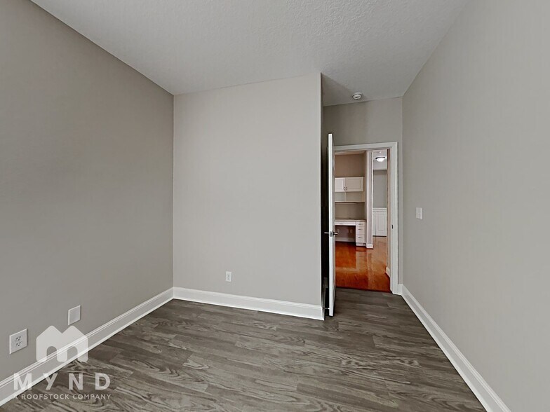 Building Photo - 6409 Ashville Dr