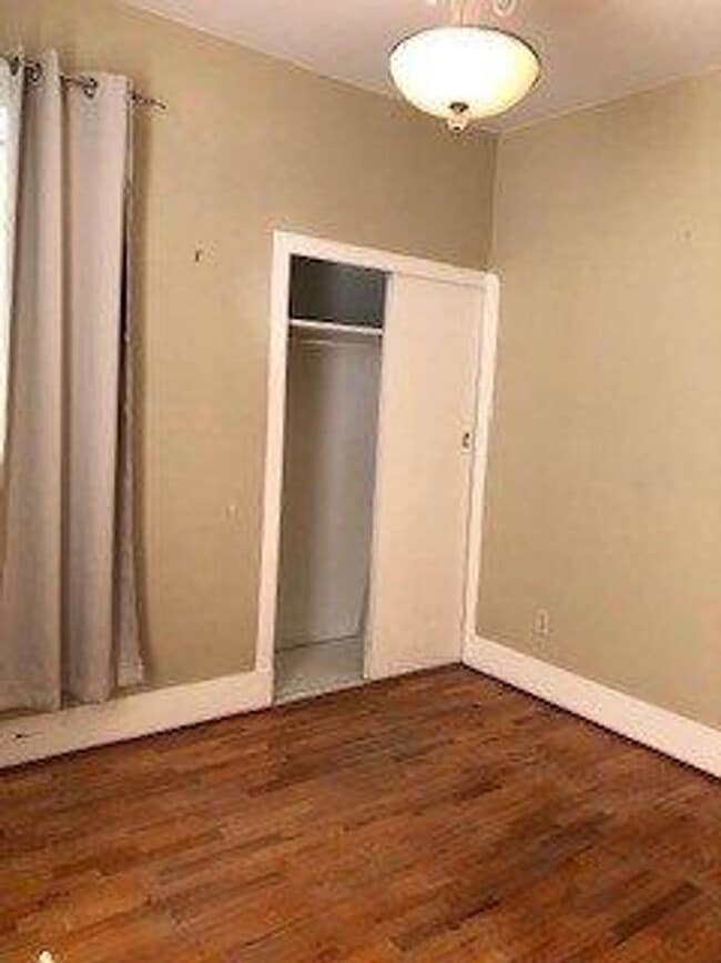 Building Photo - FALK 1