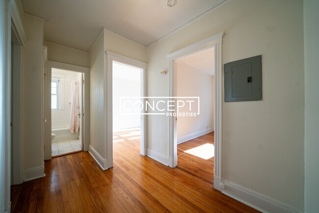 Building Photo - 56 Selkirk Rd