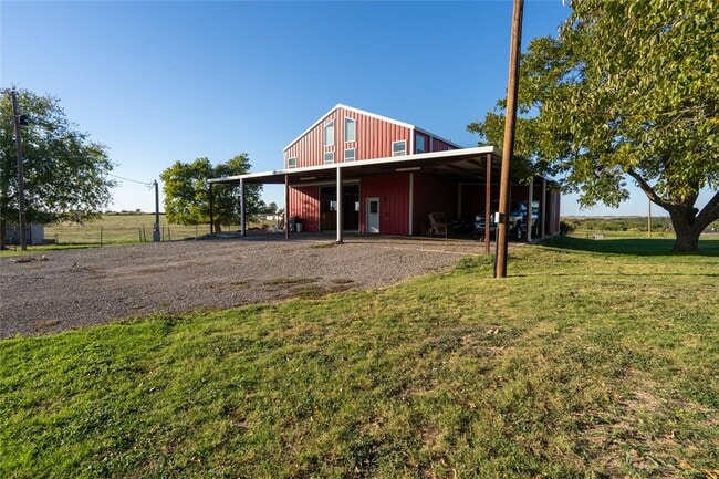 Building Photo - 1050 Co Rd 129