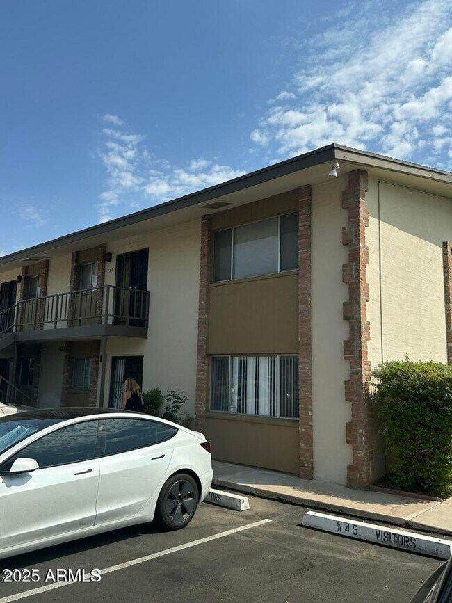 Building Photo - 4701 N 68th St