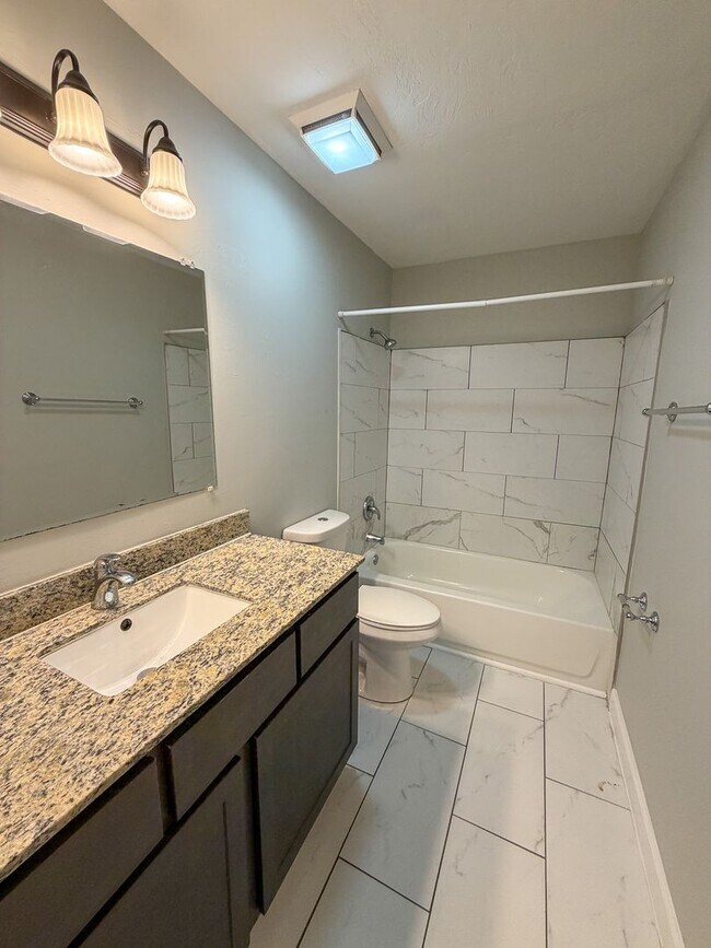 Building Photo - 5324 SW 88 Ct