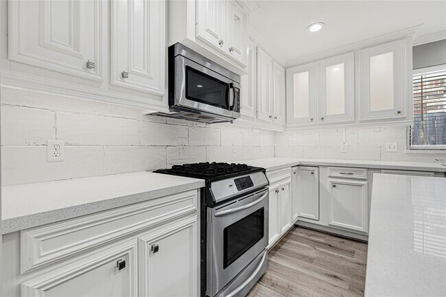 Building Photo - 14607 Keystone Green Dr