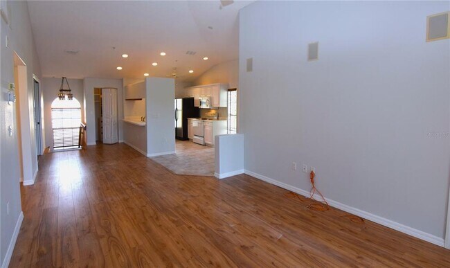 Building Photo - 8355 Glen Rose Way