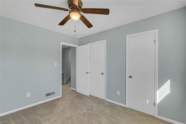 Building Photo - 7046 Bray Rd