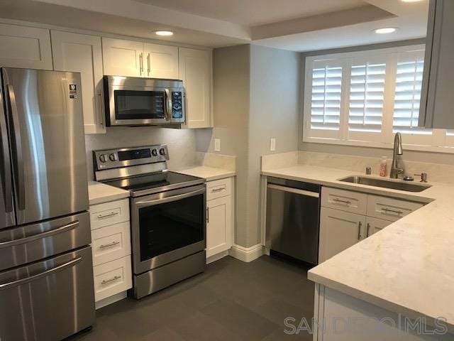 Building Photo - 13959 Midland Rd