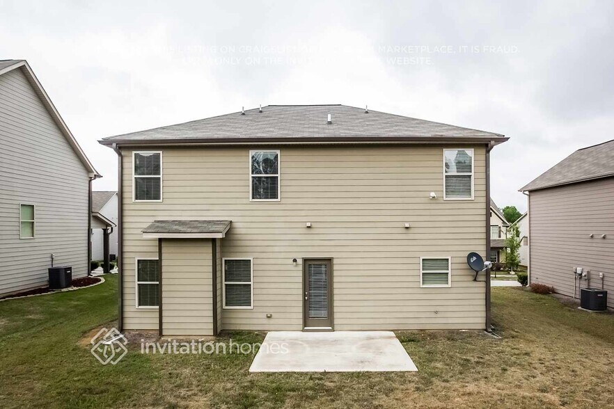 Building Photo - 384 Easley Dr SE