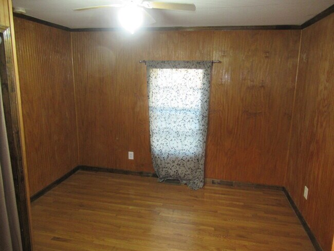Building Photo - Nice 2 bedroom home located in Lincolnton