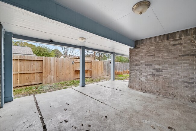 Building Photo - 10506 Ivy Oaks Ln