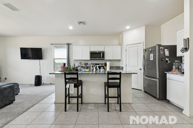 Building Photo - Charming 3BR House in Tolleson