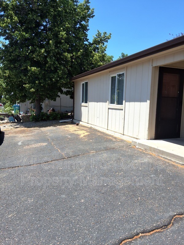 Primary Photo - 1716 Erin Ct