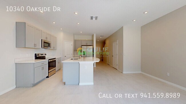 Building Photo - 10340 Oakside Dr