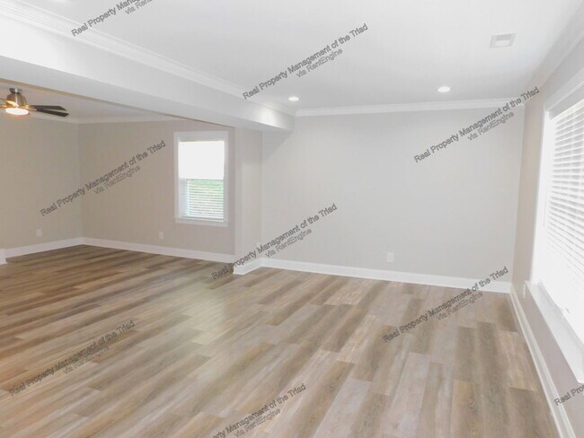 Building Photo - 507 Arrowhead Dr